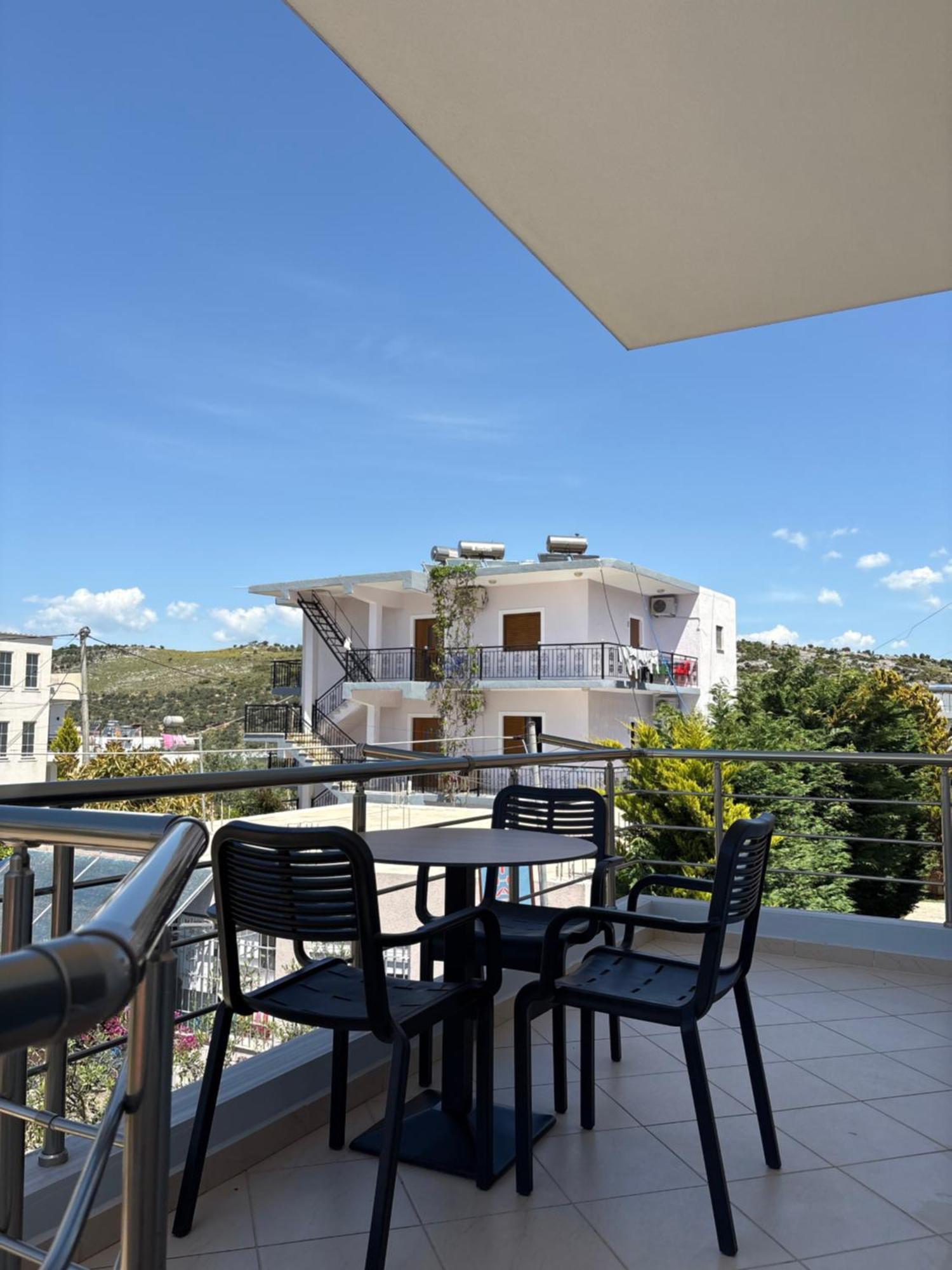 Xhonis Apartments Ksamil Exterior foto
