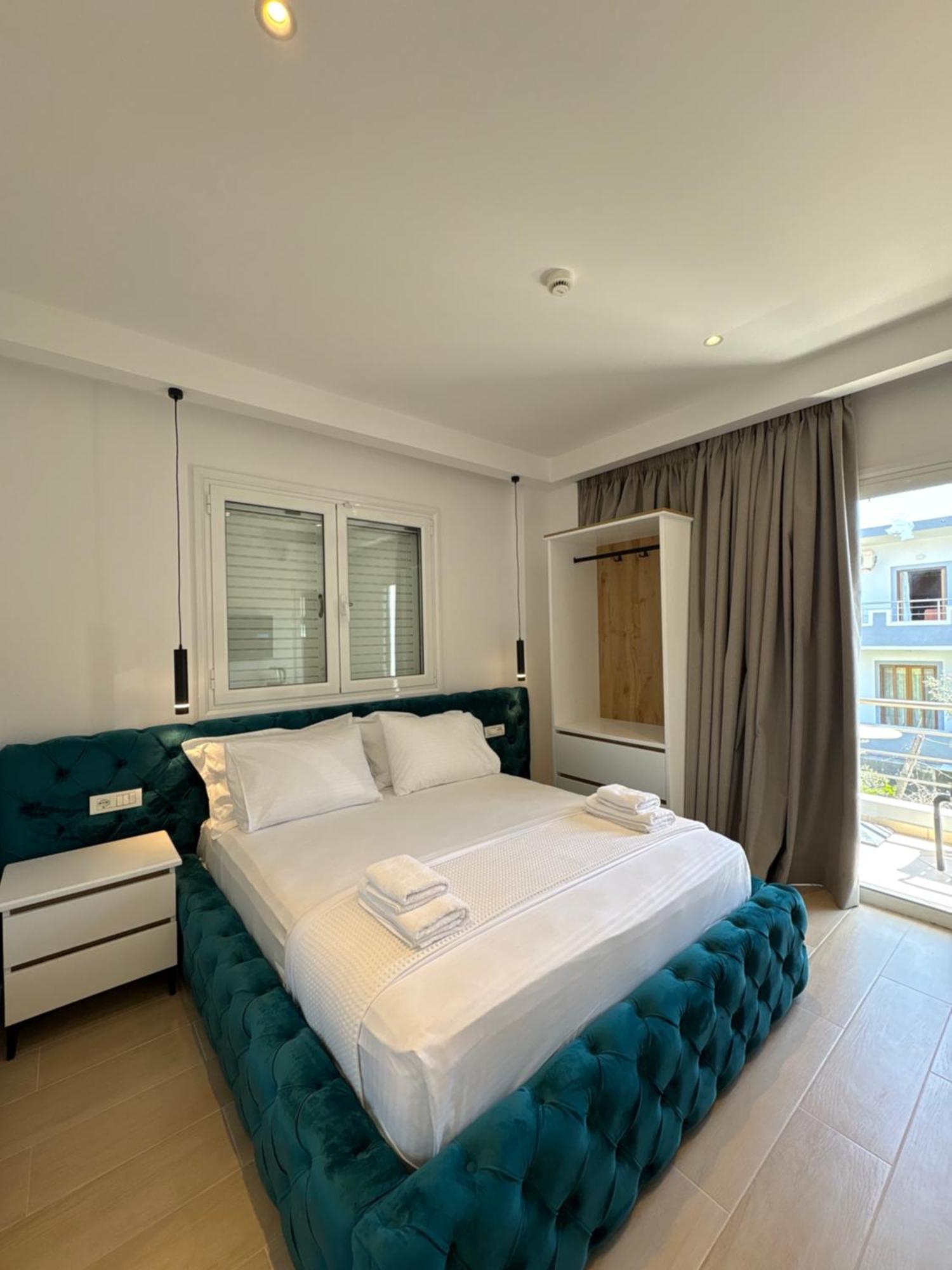 Xhonis Apartments Ksamil Exterior foto