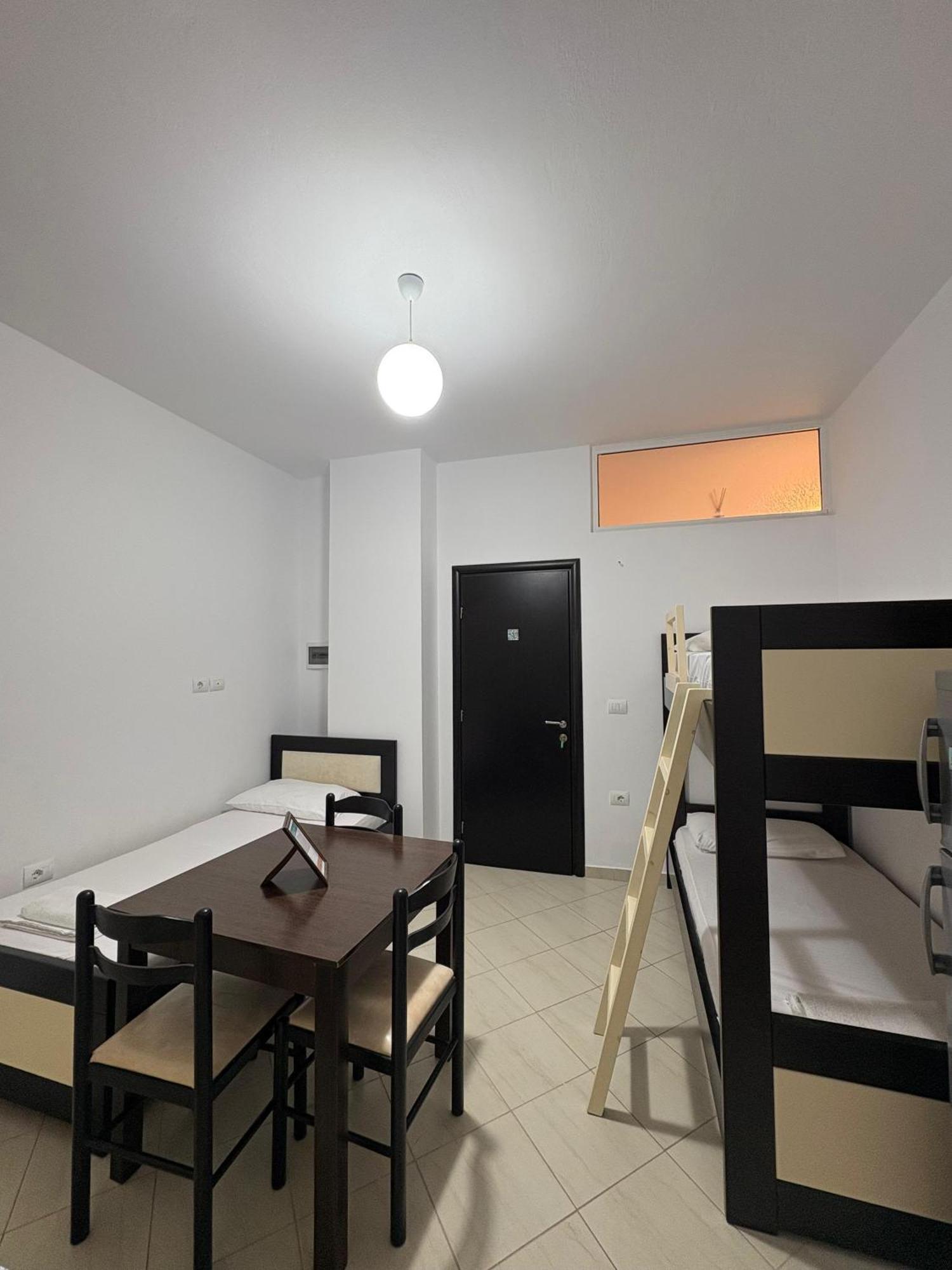 Xhonis Apartments Ksamil Exterior foto
